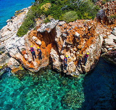 Dragoman Kıyı Traversi (Coasteering)